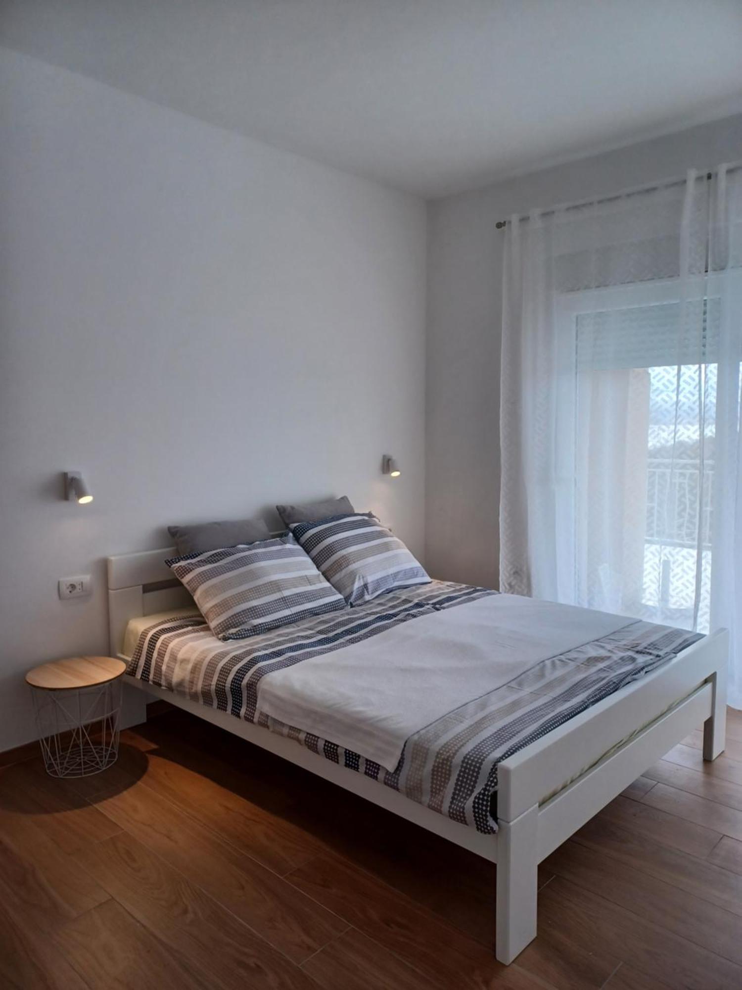 Apartment Lucija Dramalj Exterior photo